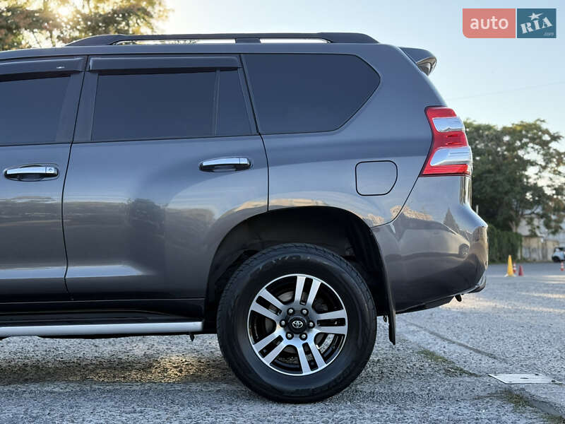 Внедорожник / Кроссовер Toyota Land Cruiser Prado 2013 в Одессе