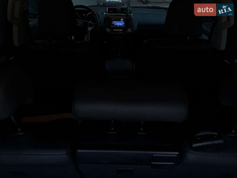 Внедорожник / Кроссовер Toyota Land Cruiser Prado 2013 в Одессе