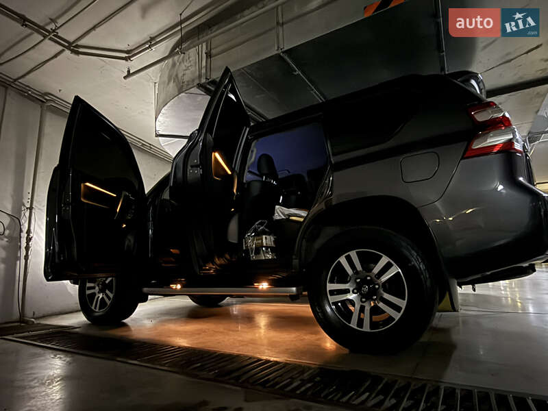 Внедорожник / Кроссовер Toyota Land Cruiser Prado 2013 в Одессе