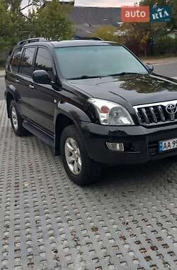 Внедорожник / Кроссовер Toyota Land Cruiser Prado 2007 в 