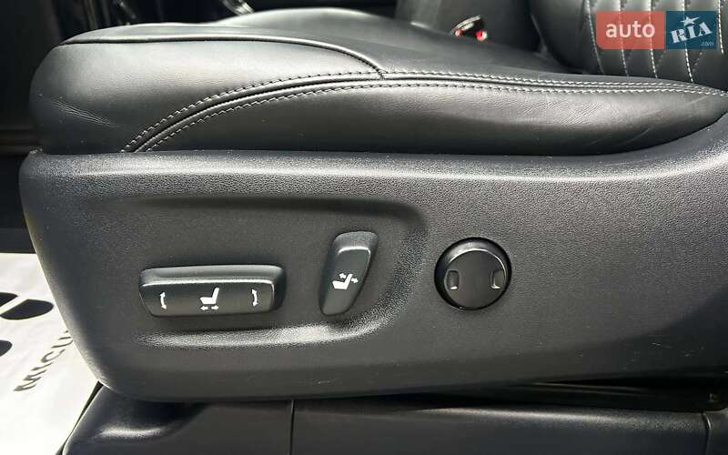 Внедорожник / Кроссовер Toyota Land Cruiser Prado 2015 в Черновцах