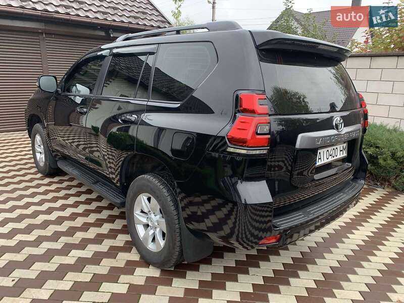 Позашляховик / Кросовер Toyota Land Cruiser Prado 2018 в Києві фото 3 Позашляховик / Кросовер Toyota Land Cruiser Prado 2018 в Києві