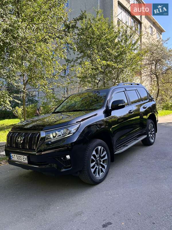 Toyota Land Cruiser Prado 2022