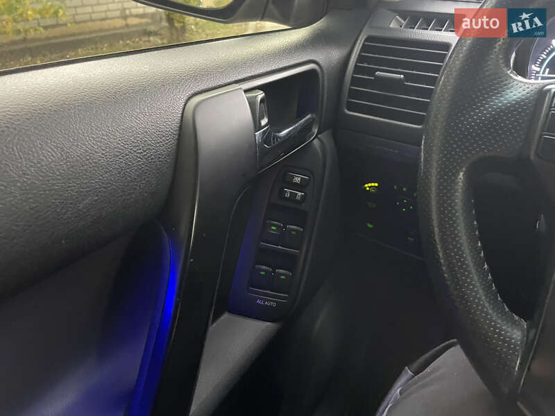 Позашляховик / Кросовер Toyota Land Cruiser Prado 2010 в Дніпрі фото 19 Позашляховик / Кросовер Toyota Land Cruiser Prado 2010 в Дніпрі