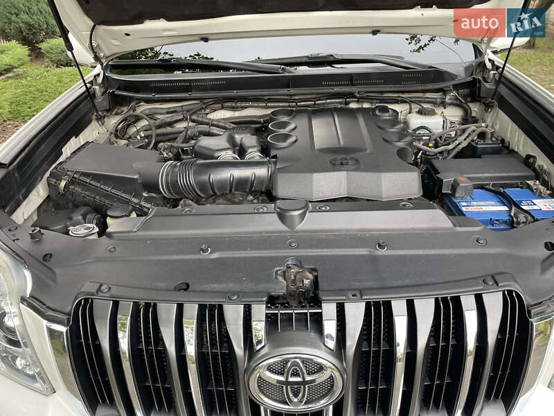 Позашляховик / Кросовер Toyota Land Cruiser Prado 2010 в Дніпрі фото 26 Позашляховик / Кросовер Toyota Land Cruiser Prado 2010 в Дніпрі