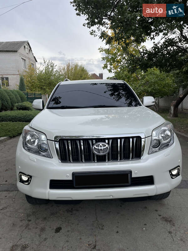 Позашляховик / Кросовер Toyota Land Cruiser Prado 2010 в Дніпрі фото 3 Позашляховик / Кросовер Toyota Land Cruiser Prado 2010 в Дніпрі