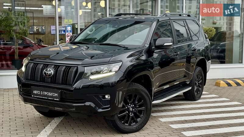 Внедорожник / Кроссовер Toyota Land Cruiser Prado 2023 в 