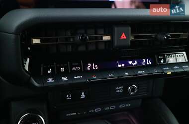 Внедорожник / Кроссовер Toyota Land Cruiser Prado 2024 в 
