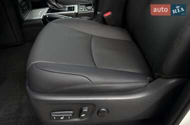 Позашляховик / Кросовер Toyota Land Cruiser Prado 2021 в 