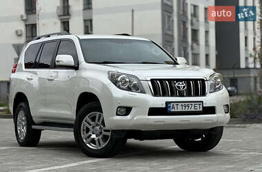 Внедорожник / Кроссовер Toyota Land Cruiser Prado 2010 в 