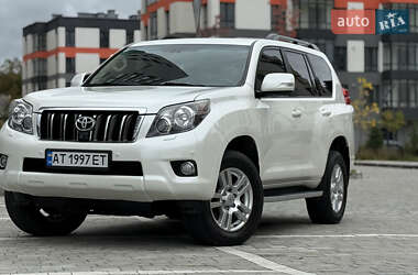 Внедорожник / Кроссовер Toyota Land Cruiser Prado 2010 в 
