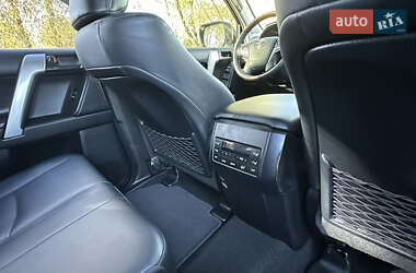 Внедорожник / Кроссовер Toyota Land Cruiser Prado 2019 в 