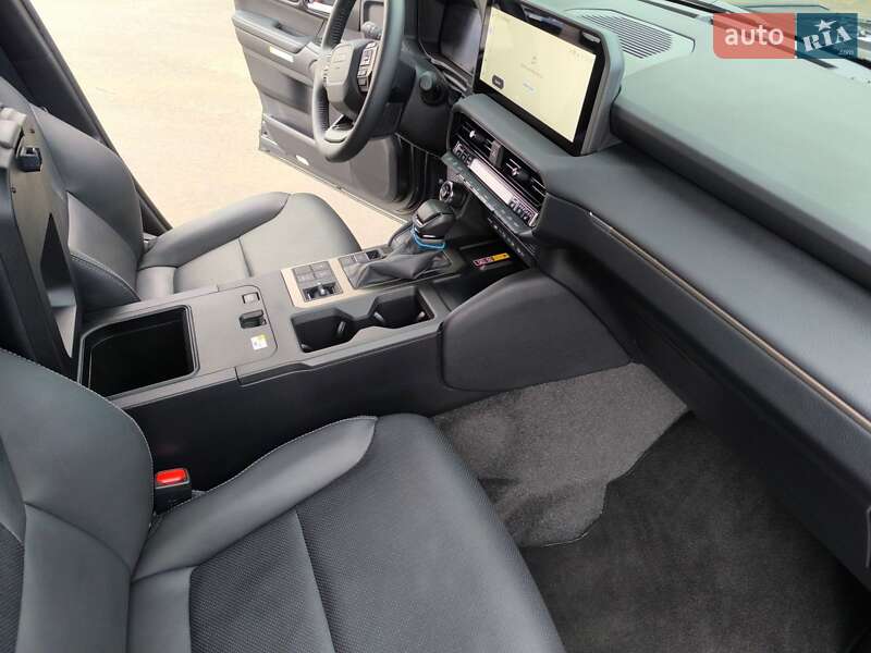 Внедорожник / Кроссовер Toyota Land Cruiser Prado 2025 в Джулинке