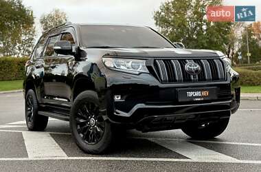 Внедорожник / Кроссовер Toyota Land Cruiser Prado 2020 в 