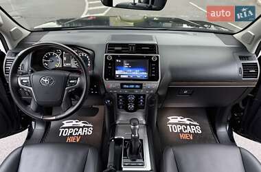 Внедорожник / Кроссовер Toyota Land Cruiser Prado 2020 в 
