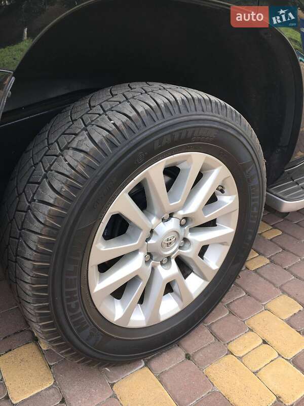Внедорожник / Кроссовер Toyota Land Cruiser Prado 2014 в Гатном фото 40 Внедорожник / Кроссовер Toyota Land Cruiser Prado 2014 в Гатном