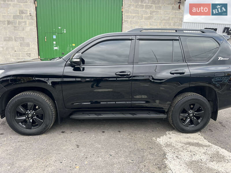 Внедорожник / Кроссовер Toyota Land Cruiser Prado 2019 в Полтаве