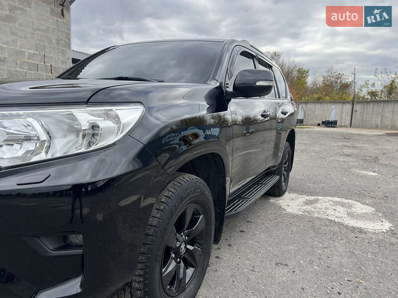 Внедорожник / Кроссовер Toyota Land Cruiser Prado 2019 в Полтаве
