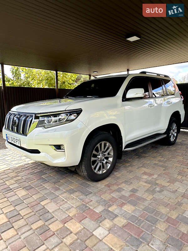 Внедорожник / Кроссовер Toyota Land Cruiser Prado 2018 в Киеве