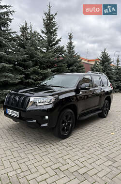 Внедорожник / Кроссовер Toyota Land Cruiser Prado 2021 в 