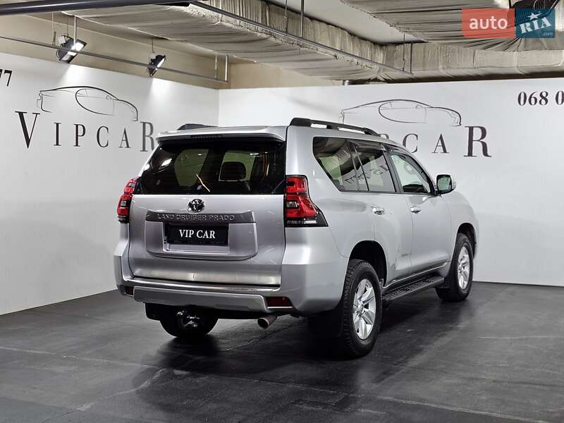 Позашляховик / Кросовер Toyota Land Cruiser Prado 2020 в Києві фото 9 Позашляховик / Кросовер Toyota Land Cruiser Prado 2020 в Києві