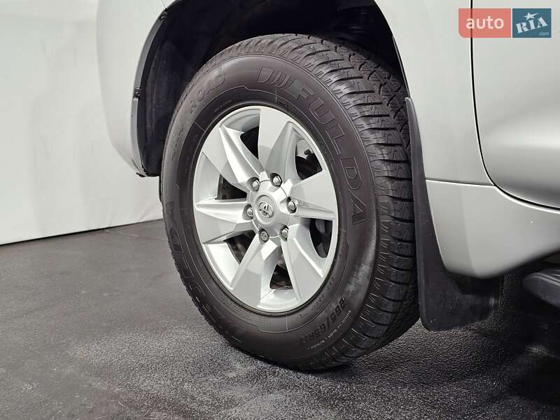 Позашляховик / Кросовер Toyota Land Cruiser Prado 2020 в Києві фото 36 Позашляховик / Кросовер Toyota Land Cruiser Prado 2020 в Києві