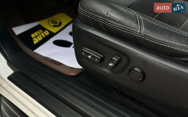 Внедорожник / Кроссовер Toyota Land Cruiser Prado 2014 в Мукачево