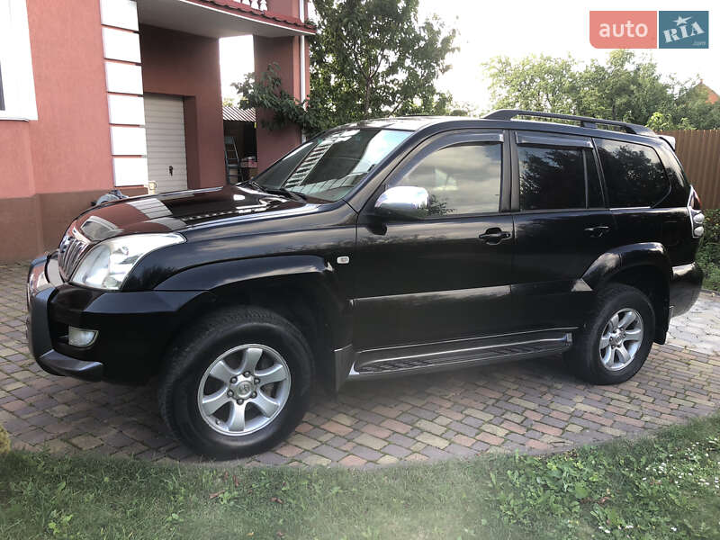 Внедорожник / Кроссовер Toyota Land Cruiser Prado 2005 в Хмельницком
