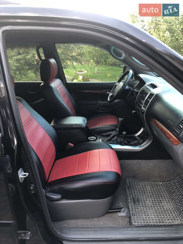 Внедорожник / Кроссовер Toyota Land Cruiser Prado 2005 в Хмельницком