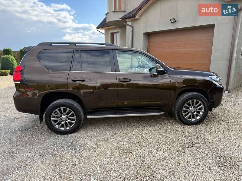 Позашляховик / Кросовер Toyota Land Cruiser Prado 2018 в Івано-Франківську фото 10 Позашляховик / Кросовер Toyota Land Cruiser Prado 2018 в Івано-Франківську