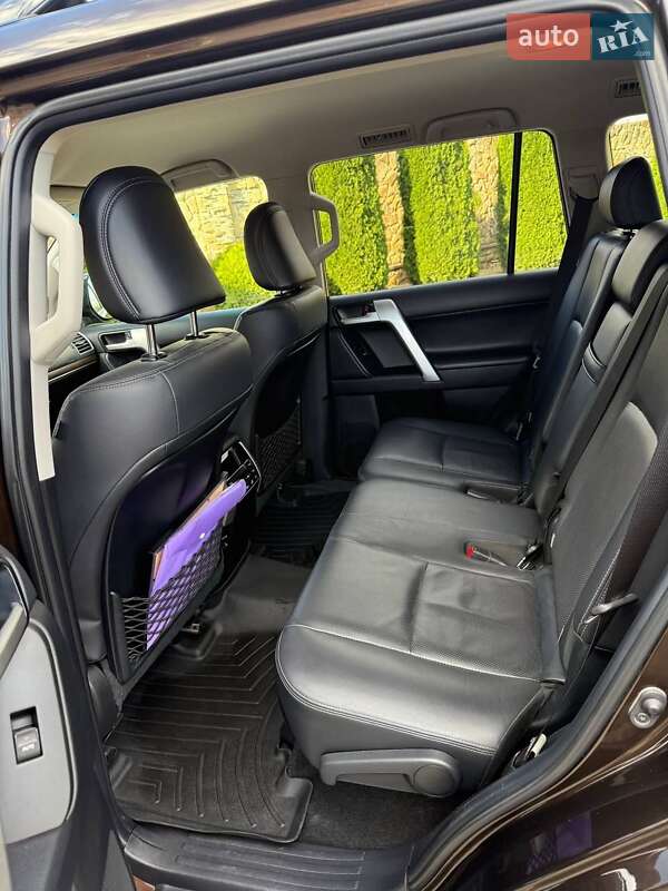 Позашляховик / Кросовер Toyota Land Cruiser Prado 2018 в Івано-Франківську фото 17 Позашляховик / Кросовер Toyota Land Cruiser Prado 2018 в Івано-Франківську