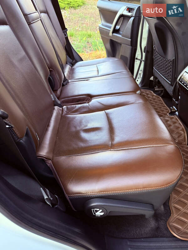 Позашляховик / Кросовер Toyota Land Cruiser Prado 2019 в Полтаві фото 32 Позашляховик / Кросовер Toyota Land Cruiser Prado 2019 в Полтаві