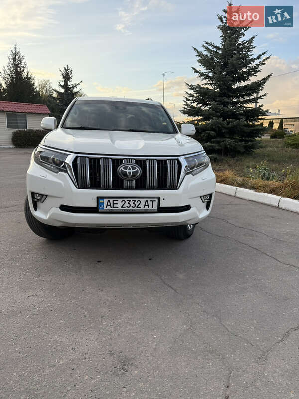 Позашляховик / Кросовер Toyota Land Cruiser Prado 2019 в Полтаві фото 46 Позашляховик / Кросовер Toyota Land Cruiser Prado 2019 в Полтаві