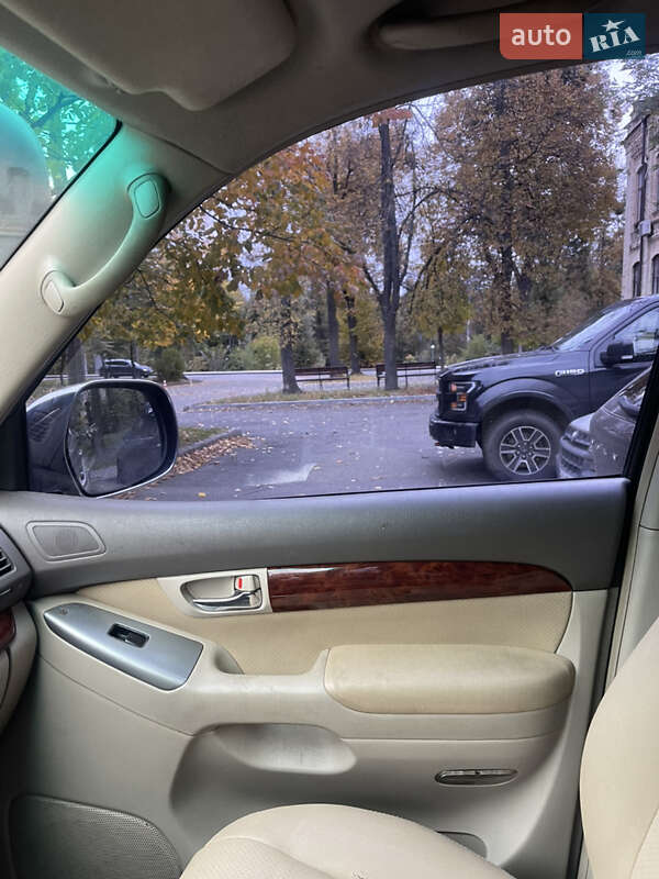 Внедорожник / Кроссовер Toyota Land Cruiser Prado 2004 в Киеве фото 13 Внедорожник / Кроссовер Toyota Land Cruiser Prado 2004 в Киеве