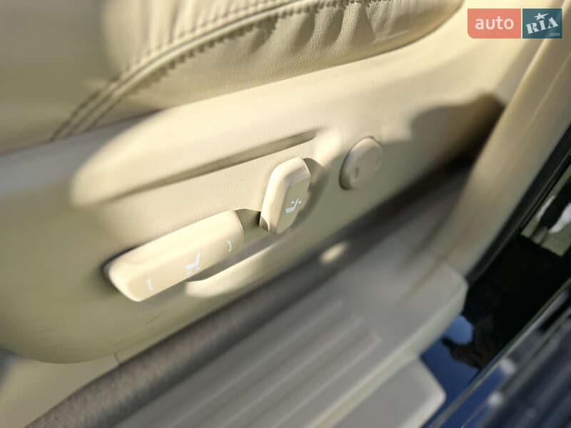 Внедорожник / Кроссовер Toyota Land Cruiser Prado 2017 в Одессе фото 27 Внедорожник / Кроссовер Toyota Land Cruiser Prado 2017 в Одессе