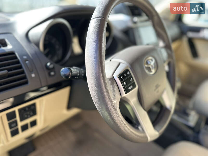 Внедорожник / Кроссовер Toyota Land Cruiser Prado 2017 в Одессе фото 30 Внедорожник / Кроссовер Toyota Land Cruiser Prado 2017 в Одессе