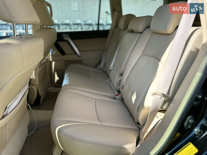 Внедорожник / Кроссовер Toyota Land Cruiser Prado 2017 в Одессе фото 43 Внедорожник / Кроссовер Toyota Land Cruiser Prado 2017 в Одессе
