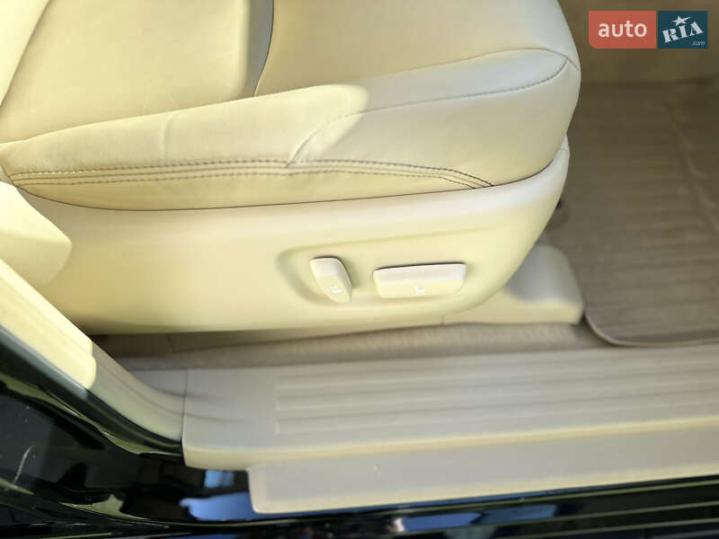 Внедорожник / Кроссовер Toyota Land Cruiser Prado 2017 в Одессе фото 56 Внедорожник / Кроссовер Toyota Land Cruiser Prado 2017 в Одессе