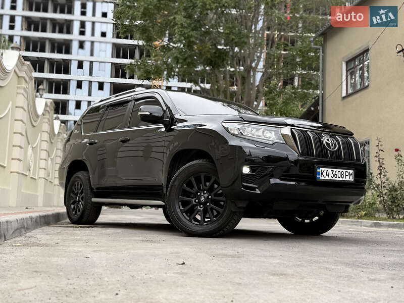 Внедорожник / Кроссовер Toyota Land Cruiser Prado 2022 в Одессе