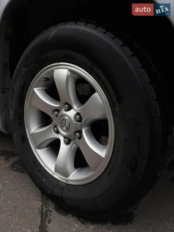 Внедорожник / Кроссовер Toyota Land Cruiser Prado 2006 в Харькове