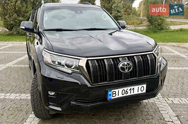 Внедорожник / Кроссовер Toyota Land Cruiser Prado 2020 в 