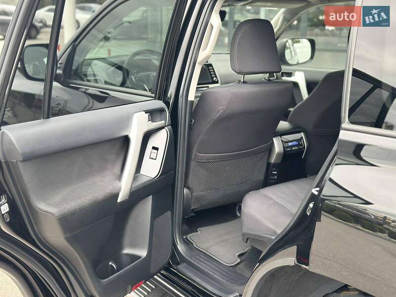 Позашляховик / Кросовер Toyota Land Cruiser Prado 2021 в Полтаві фото 28 Позашляховик / Кросовер Toyota Land Cruiser Prado 2021 в Полтаві