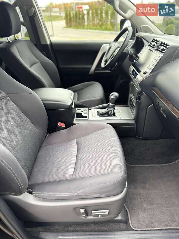 Позашляховик / Кросовер Toyota Land Cruiser Prado 2021 в Полтаві фото 33 Позашляховик / Кросовер Toyota Land Cruiser Prado 2021 в Полтаві