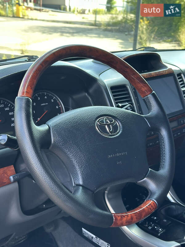 Внедорожник / Кроссовер Toyota Land Cruiser Prado 2007 в Харькове фото 17 Внедорожник / Кроссовер Toyota Land Cruiser Prado 2007 в Харькове