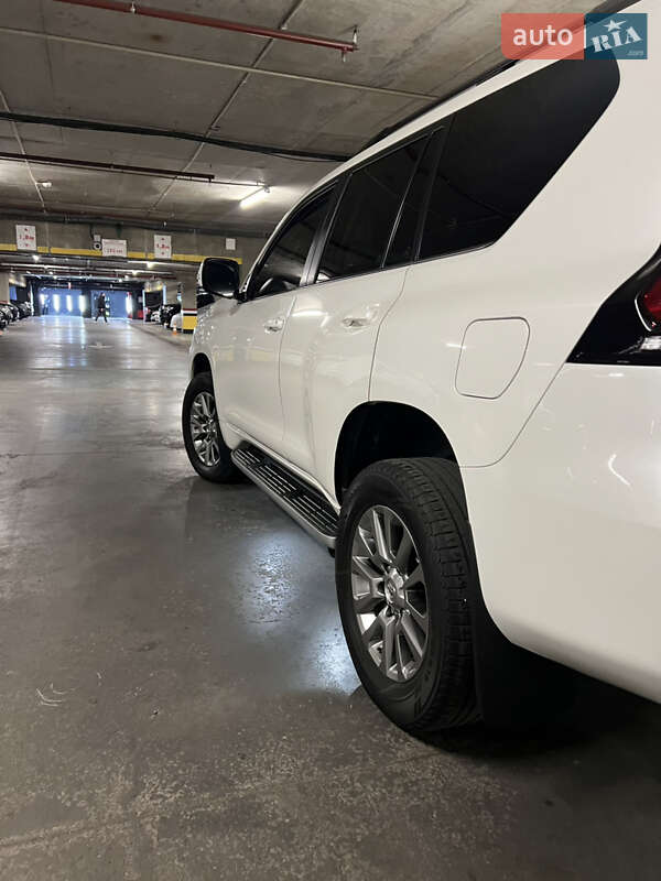 Внедорожник / Кроссовер Toyota Land Cruiser Prado 2019 в Днепре фото 2 Внедорожник / Кроссовер Toyota Land Cruiser Prado 2019 в Днепре