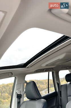 Внедорожник / Кроссовер Toyota Land Cruiser Prado 2012 в 