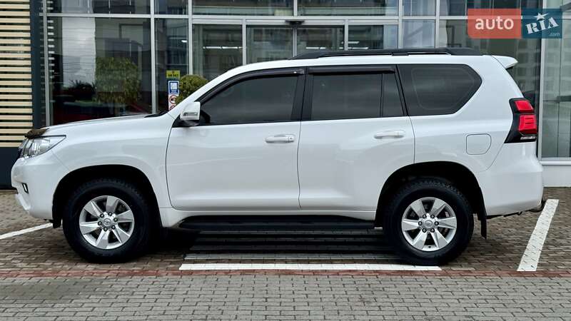 Позашляховик / Кросовер Toyota Land Cruiser Prado 2019 в Чернігові