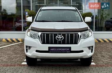 Внедорожник / Кроссовер Toyota Land Cruiser Prado 2019 в 