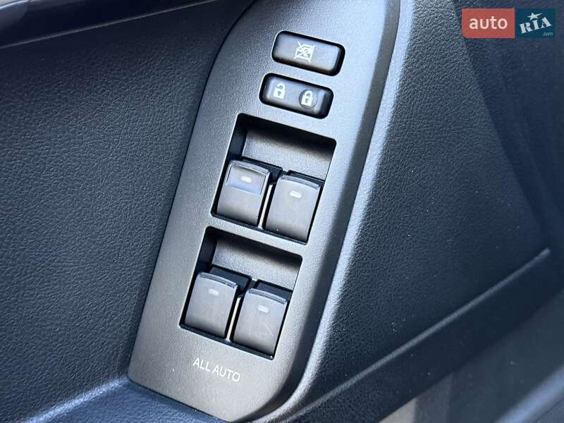 Внедорожник / Кроссовер Toyota Land Cruiser Prado 2019 в Днепре фото 3 Внедорожник / Кроссовер Toyota Land Cruiser Prado 2019 в Днепре