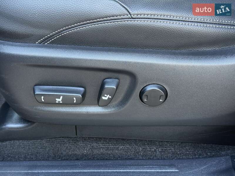 Внедорожник / Кроссовер Toyota Land Cruiser Prado 2019 в Днепре фото 5 Внедорожник / Кроссовер Toyota Land Cruiser Prado 2019 в Днепре